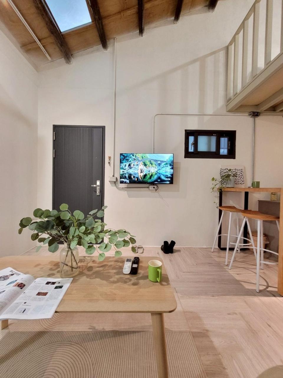 頭フン市 Chill Lo 訂房後請收訊息確認アパートホテル エクステリア 写真